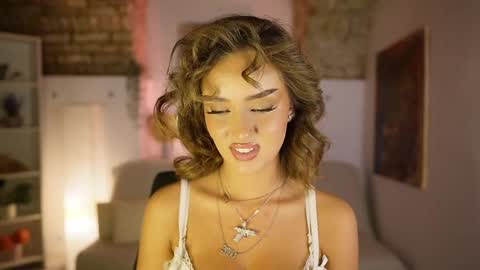 Clara smile online show from March 12, 2025, 8:20 pm