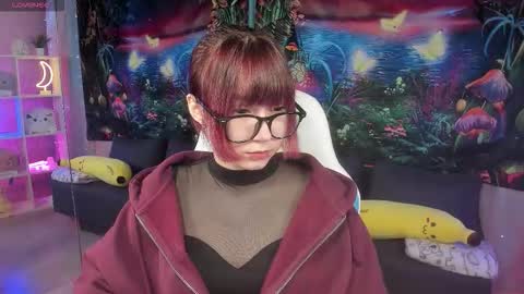 Snapshot of clarabenson chatting on November 14, 2025, 8:07 pm clarabenson online show from November 14, 2025, 8:07 pm