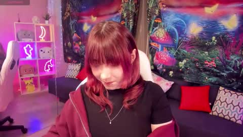 Snapshot of clarabenson chatting on November 20, 2025, 7:24 pm clarabenson online show from November 20, 2025, 7:24 pm