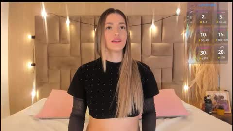 Clara del mar online show from December 14, 2025, 10:31 am