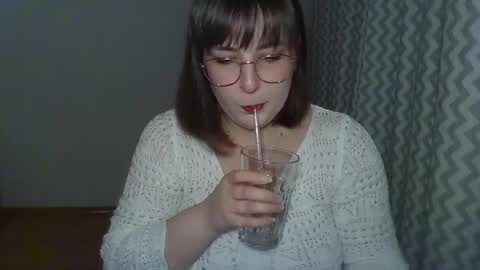 Clara online show from March 19, 2026, 5:39 pm