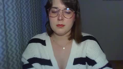 Clara online show from April 27, 2026, 5:44 pm