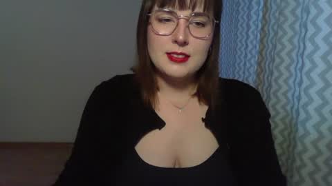 Snapshot of claralovely chatting on June 15, 2026, 5:59 pm Clara online show from June 15, 2026, 5:59 pm