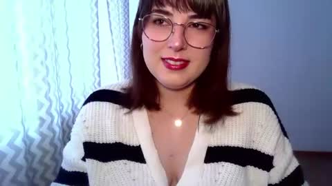 Snapshot of claralovely chatting on July 9, 2026, 9:02 am Clara online show from July 9, 2026, 9:02 am