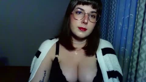 Snapshot of claralovely chatting on July 20, 2026, 6:32 pm Clara online show from July 20, 2026, 6:32 pm