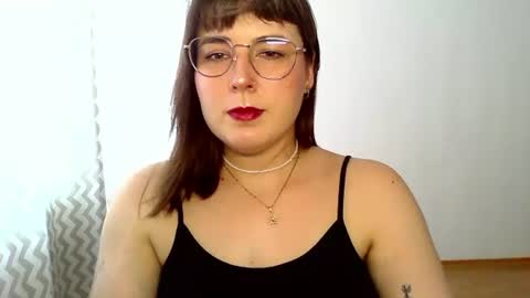 Snapshot of claralovely chatting on August 6, 2026, 11:56 am Clara online show from August 6, 2026, 11:56 am