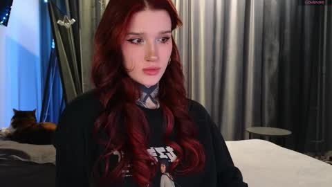 Snapshot of clarewoods chatting on February 23, 2026, 3:48 am Sophie online show from February 23, 2026, 3:48 am