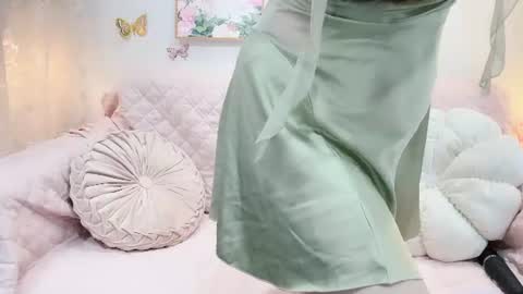 Snapshot of clari_yumi chatting on June 25, 2026, 1:49 am Clari online show from June 25, 2026, 1:49 am