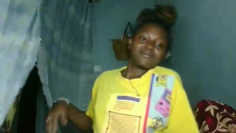 clarisse98 online show from December 1, 2025, 2:11 pm