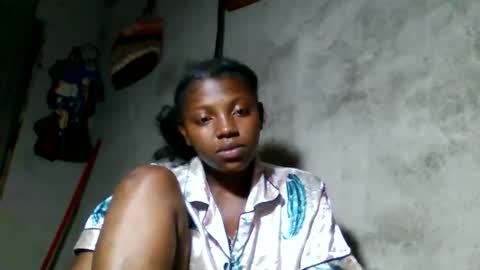 Snapshot of clarisse98 chatting on May 25, 2026, 12:05 am clarisse98 online show from May 25, 2026, 12:05 am