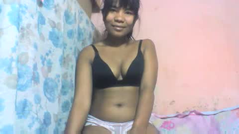 Snapshot of clarissezz chatting on June 8, 2026, 1:44 pm clarissezz online show from June 8, 2026, 1:44 pm