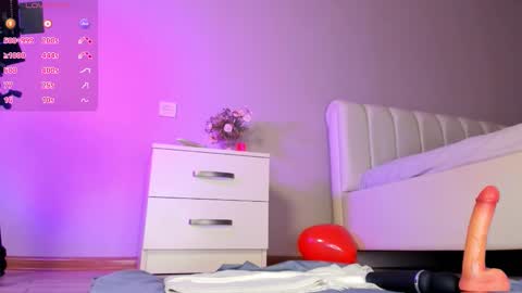 Snapshot of clarity_yumi chatting on December 19, 2025, 3:52 pm Yumi online show from December 19, 2025, 3:52 pm