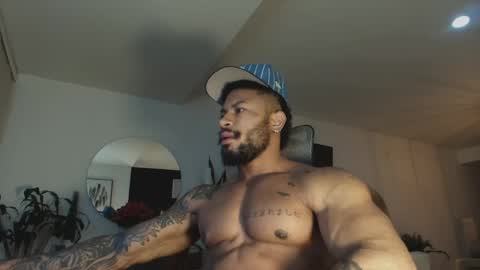 Snapshot of clark_strong chatting on May 1, 2026, 10:53 am clark_strong online show from May 1, 2026, 10:53 am