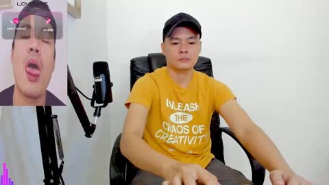 Snapshot of clarkyplaze chatting on January 25, 2025, 10:18 pm Clark online show from January 25, 2025, 10:18 pm