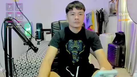 Snapshot of clarkyplaze chatting on June 28, 2026, 11:44 pm Clark online show from June 28, 2026, 11:44 pm