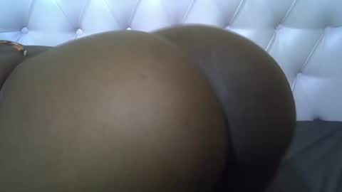 classy_zoey online show from October 14, 2025, 2:51 pm