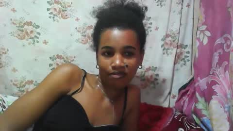 claudianne online show from November 25, 2025, 6:57 am