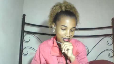 Snapshot of claudiannah chatting on May 22, 2026, 6:53 am claudianne online show from May 22, 2026, 6:53 am