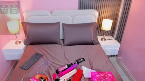 Snapshot of clawdeen__wolf chatting on December 18, 2025, 8:37 pm clauwdeen wolf online show from December 18, 2025, 8:37 pm