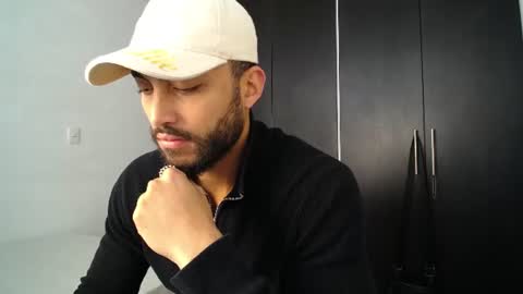 Snapshot of claybrown_ chatting on June 27, 2026, 12:22 pm Clay online show from June 27, 2026, 12:22 pm