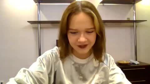 Snapshot of clementinaaures chatting on November 5, 2025, 1:33 pm clementinaaures online show from November 5, 2025, 1:33 pm