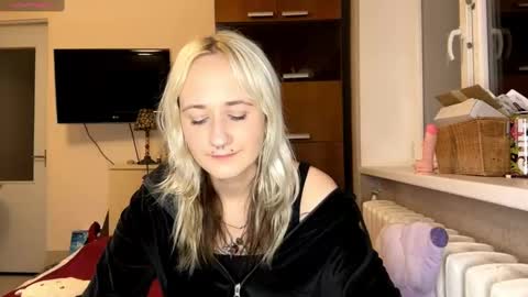 Jenny online show from November 17, 2025, 6:57 pm