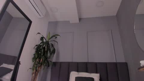 . Cleo Jhonson . online show from July 10, 2026, 2:38 am