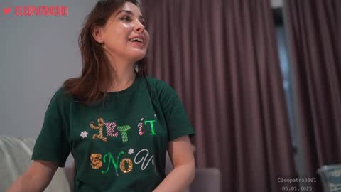 Cleopatra online show from January 5, 2025, 4:16 pm