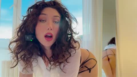 Snapshot of cleopatra_sinns chatting on November 12, 2025, 2:39 pm cleopatra_sinns online show from November 12, 2025, 2:39 pm