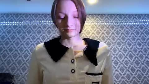 Snapshot of cleotilderinde chatting on December 14, 2025, 6:12 pm Cleo online show from December 14, 2025, 6:12 pm