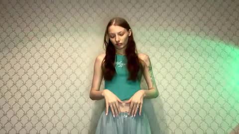 Cleo online show from January 19, 2026, 4:11 pm