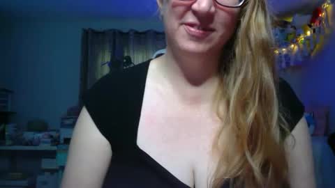 Snapshot of climaxfairy chatting on September 12, 2025, 10:32 pm Kate online show from September 12, 2025, 10:32 pm