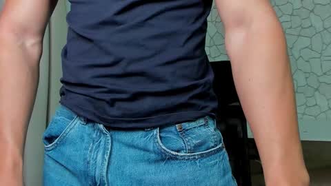 ClintMasterss online show from November 14, 2025, 6:23 am