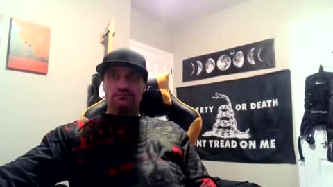 Snapshot of clintwood12 chatting on December 25, 2024, 7:35 am chad online show from December 25, 2024, 7:35 am