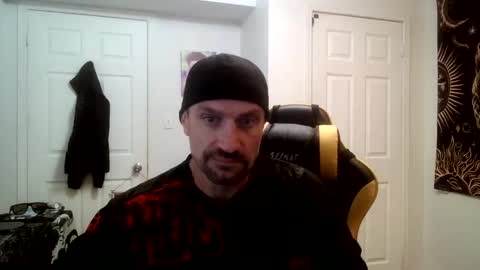 Snapshot of clintwood12 chatting on September 16, 2025, 5:19 am chad online show from September 16, 2025, 5:19 am