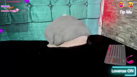 Snapshot of cloe66 chatting on November 10, 2025, 5:45 pm cloe66 online show from November 10, 2025, 5:45 pm