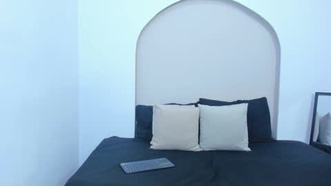 Snapshot of cloe_amazingg chatting on December 7, 2024, 9:44 pm Cloe online show from December 7, 2024, 9:44 pm