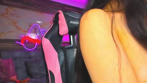 Snapshot of cloe_roouse chatting on May 20, 2026, 10:05 pm Cloe online show from May 20, 2026, 10:05 pm