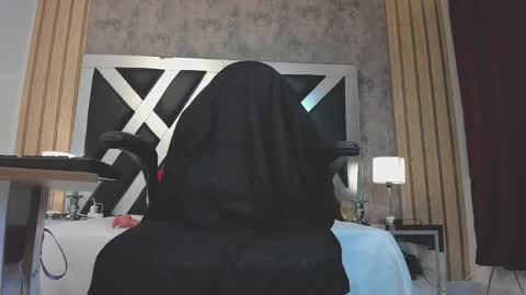 Snapshot of cloeperson chatting on May 5, 2026, 11:57 pm lady cloe person online show from May 5, 2026, 11:57 pm