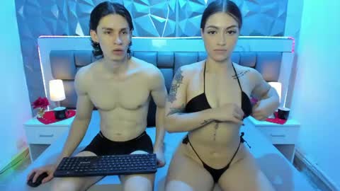 Snapshot of cloeymiller chatting on May 12, 2026, 2:36 pm Cloe y Miller online show from May 12, 2026, 2:36 pm