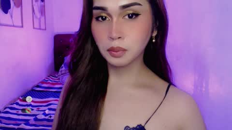 Snapshot of cloudia_babe chatting on September 23, 2025, 3:53 am Cloudia babe69 online show from September 23, 2025, 3:53 am
