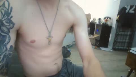 Snapshot of clouds420gamer chatting on November 18, 2025, 1:11 am Daryl Rose online show from November 18, 2025, 1:11 am