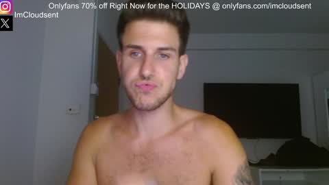 Snapshot of cloudsent chatting on January 4, 2025, 2:35 pm  35 videos 50 pictures ---- IGTwitter ImCloudsent online show from January 4, 2025, 2:35 pm