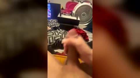 Snapshot of cloudy_perv_boy chatting on July 20, 2026, 8:22 pm cloudy_perv_boy online show from July 20, 2026, 8:22 pm