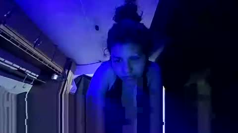 cloudybxtch69 online show from April 8, 2026, 2:44 am