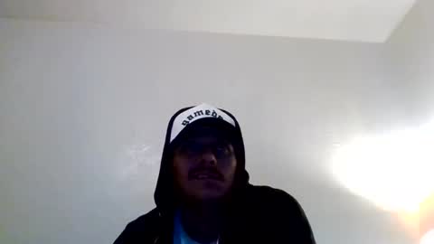 Snapshot of cloudyydayzz chatting on February 19, 2026, 3:30 pm tallhungandcloudy online show from February 19, 2026, 3:30 pm