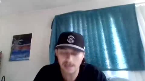 Snapshot of cloudyydayzz chatting on February 21, 2026, 10:00 pm tallhungandcloudy online show from February 21, 2026, 10:00 pm