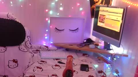 Clover51980 online show from March 12, 2026, 5:24 am