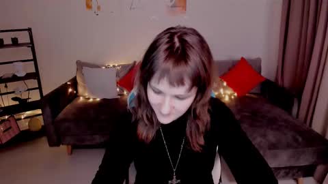  Clover  follow me  online show from March 8, 2025, 6:16 pm