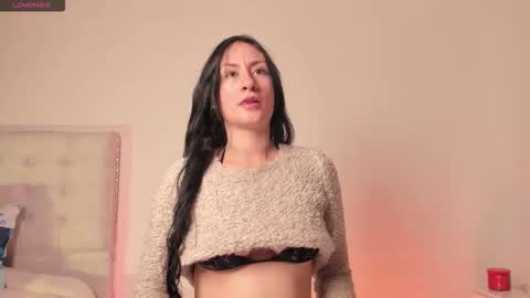 Chloe  online show from November 12, 2025, 12:44 am